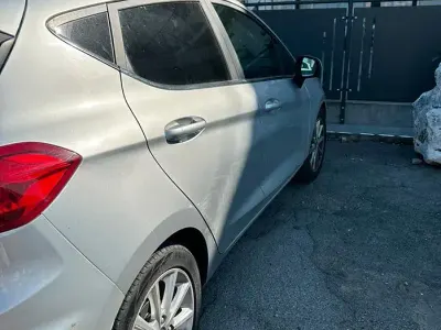 Usata Ford Fiesta Sport 100 CV (73 kW) 2019 Grigio Utilitaria