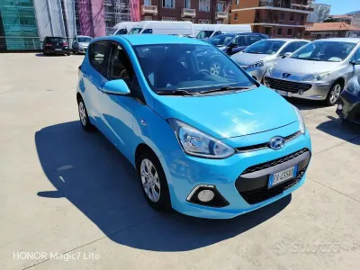 Usata Hyundai i10 Comfort 66 CV (48 kW) 2014 Blu Utilitaria