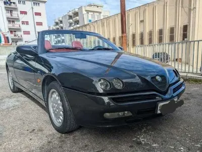 Usata Alfa Romeo Spider Lusso 150 CV (110 kW) 1997 Cabrio
