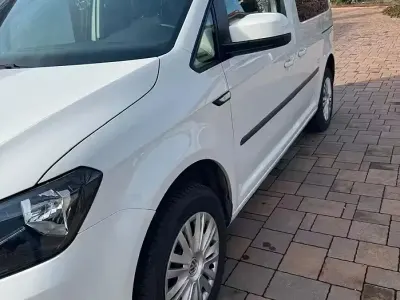 Usata VW Caddy 2019 Bianco Monovolume