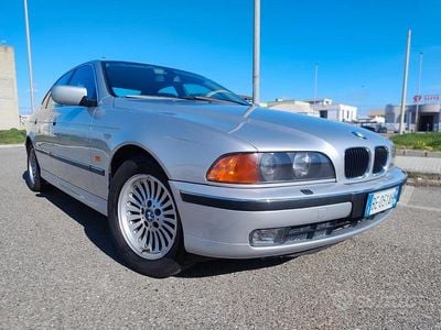 Usata BMW 520 Efficient Dynamics 149 CV (109 kW) 1999 Grigio Berlina