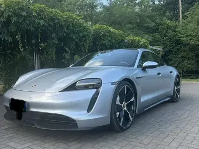 Usata Porsche Taycan
