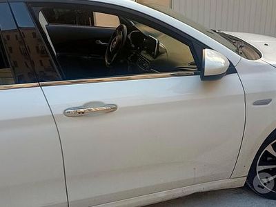 Usata Fiat Tipo 120 CV (88 kW) 2017 Bianco Berlina