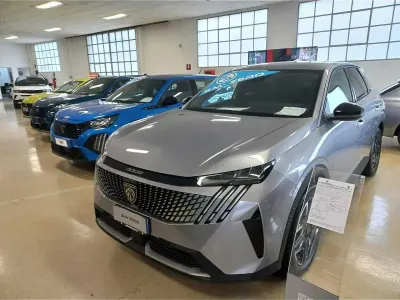 Nuova Peugeot 3008 Allure 195 CV (143 kW) 2025 Grigio SUV