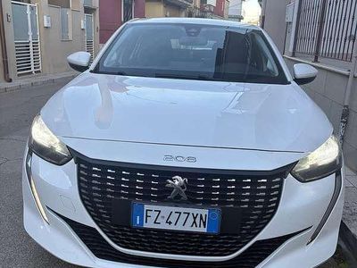 Usata Peugeot 208 Active 102 CV (75 kW) 2019 Utilitaria