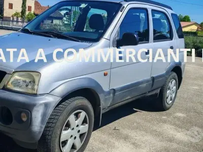 Usata Daihatsu Terios 86 CV (63 kW) 2003 Grigio SUV
