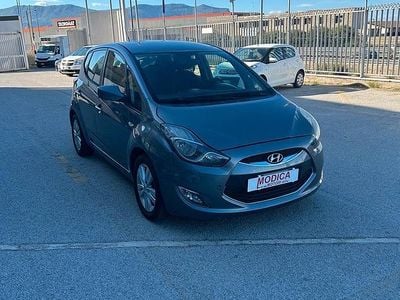 Usata Hyundai ix20 Comfort 115 CV (84 kW) 2014 Grigio Utilitaria