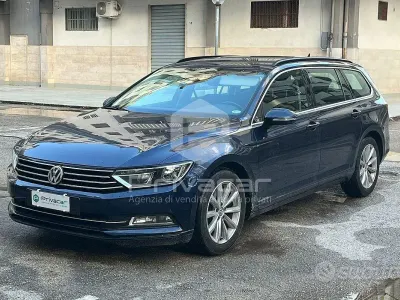 Usata VW Passat Business 150 CV (110 kW) 2016 Blu Station wagon