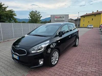 Usata Kia Carens 116 CV (85 kW) 2017 Nero Monovolume