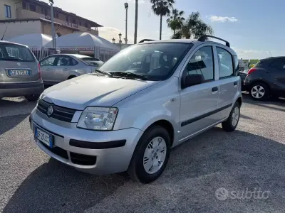 Begagnad Fiat Panda Dynamic 60 HK (44 kW) 2010 Grå Halvkombi