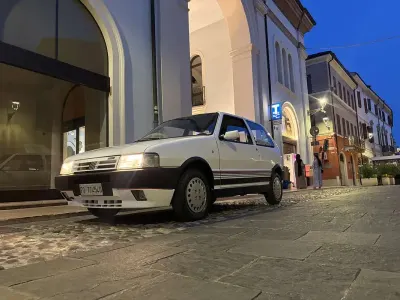Usata Fiat Uno 45 CV (33 kW) 1990 Utilitaria