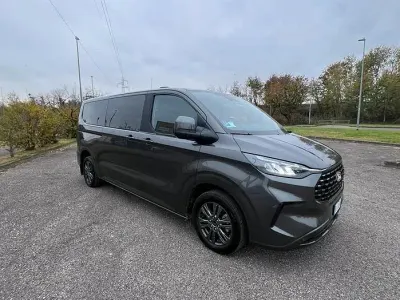 Usata Ford Tourneo Custom Titanium 170 CV (125 kW) 2024 Grigio Furgone