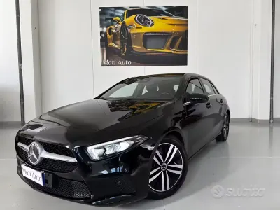 Usata Mercedes A180 136 CV (100 kW) 2020 Nero Berlina