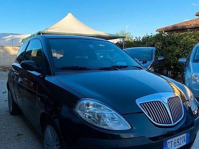 Nero Usata 2005 Lancia Ypsilon Utilitaria | 2300 € (Cara)