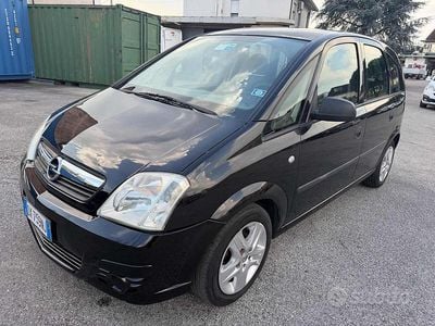 Usata Opel Meriva 90 CV (66 kW) 2009 Nero Monovolume