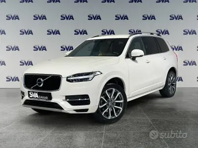Usata Volvo XC90 Momentum 235 CV (172 kW) 2019 Bianco SUV