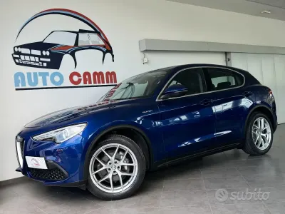 Usado Alfa Romeo Stelvio Super 200 CV (147 kW) 2020 Azul SUV