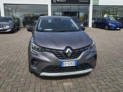 Usata Renault Captur Techno 94 CV (69 kW) 2023 Grigio SUV