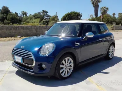 Usata Mini Cooper D 116 CV (85 kW) 2014 Blu Utilitaria