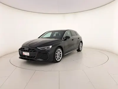 Usata Audi A3 S-Line 150 CV (110 kW) 2025 Nero mito metallizzato Berlina