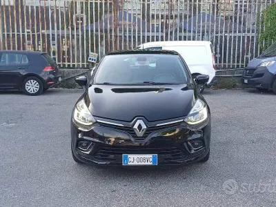 Second-hand Renault Clio IV Intens 90 CP (66 kW) 2017 Negru Berlinǎ