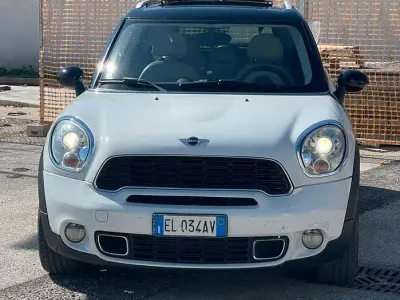 Usata Mini Countryman 143 CV (105 kW) 2012 Grigio SUV