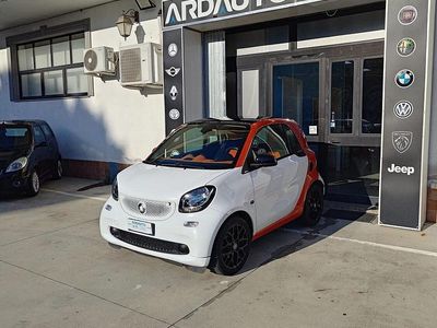 Bianco Usata 2015 Smart ForTwo Coupé Edition #1 Utilitaria | 12.900 € (Molto cara)