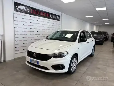Usata Fiat Tipo Pop 95 CV (69 kW) 2019 Bianco Berlina