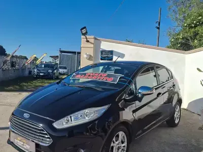 Occasion Ford Fiesta 95 ch (69 kW) 2017 Noir Citadine