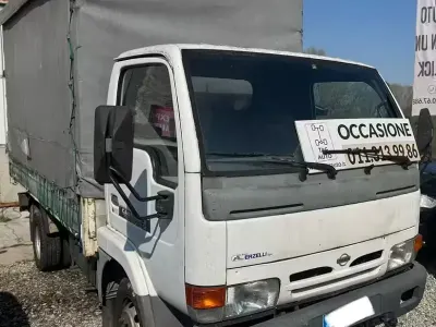 Usata Nissan Cabstar 106 CV (77 kW) 2000 Bianco Pick-up