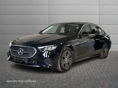 Usata Mercedes E200 Advanced 163 CV (119 kW) 2025 Nero Berlina