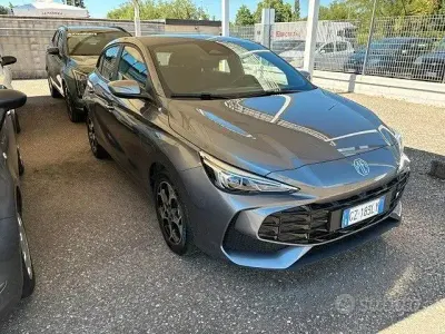 Usata MG MG3 Comfort 115 CV (84 kW) 2025 Grigio Utilitaria