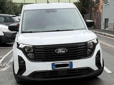Usata Ford Transit Titanium 101 CV (74 kW) 2024 Bianco Furgone