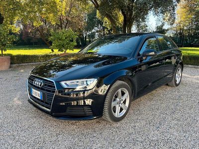 Usata Audi A3 Attraction 110 CV (80 kW) 2019 Nero Berlina