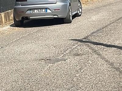 Usata Alfa Romeo 147 120 CV (88 kW) 2007 Grigio Utilitaria