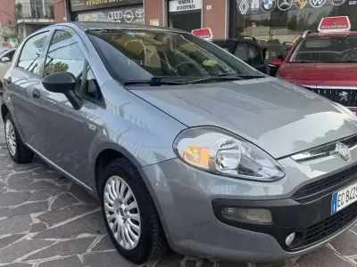 Usata Fiat Punto Evo Dynamic 77 CV (56 kW) 2010 Grigio Utilitaria