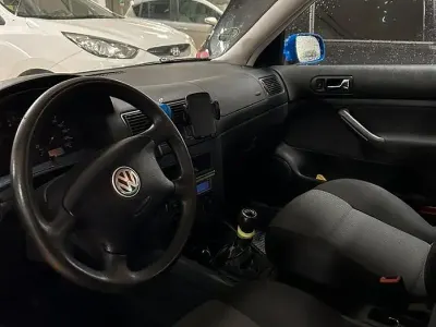 Usata VW Golf IV 75 CV (55 kW) 2002 Berlina