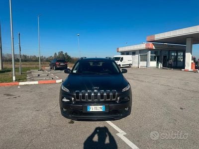Usata Jeep Cherokee Limited 140 CV (102 kW) 2015 Grigio SUV