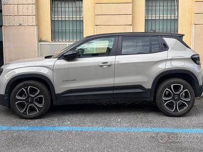 Usata Jeep Avenger Summit 101 CV (74 kW) 2024 Grigio SUV