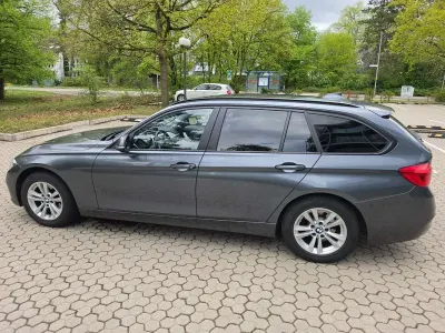 Käytetty BMW 320 Advantage 190 HP (139 kW) 2018 Harmaa Farmari
