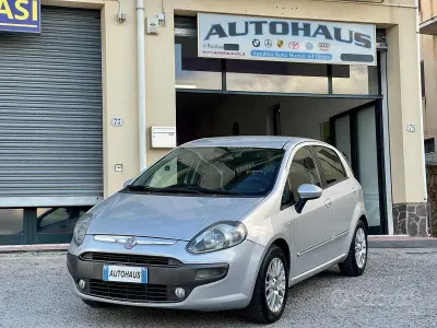Usata Fiat Punto Evo Emotion 95 CV (69 kW) 2011 Grigio Utilitaria