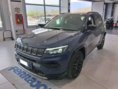 Usata Jeep Compass 131 CV (96 kW) 2024 Blue shade tetto nero SUV
