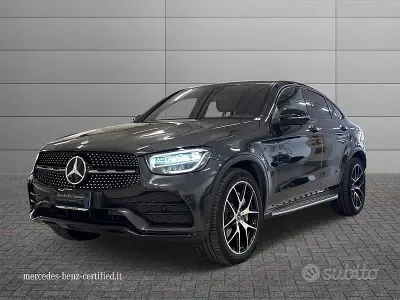 Usata Mercedes GLC300 Premium 194 CV (142 kW) 2021 Grigio Berlina