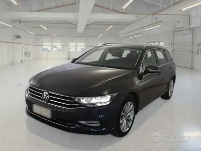 Usata VW Passat Business 150 CV (110 kW) 2021 Nero Station wagon