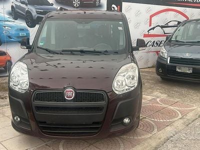 Usata Fiat Doblò Dynamic 119 CV (87 kW) 2014 Viola Monovolume