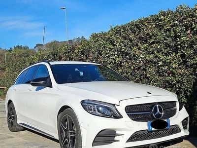 Usata Mercedes C300 AMG 245 CV (180 kW) 2019 Bianco Station wagon