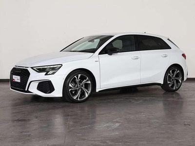 Usata Audi A3 S-Line 200 CV (147 kW) 2022 Bianco ghiaccio Berlina