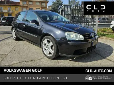 Begagnad VW Golf IV Trendline 105 HK (77 kW) 2005 Svart Sedan