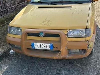 Usado Skoda Felicia 75 CV (55 kW) 1998 Amarillo Berlina