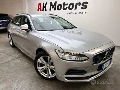Usata Volvo V90 Momentum 197 CV (144 kW) 2021 Grigio Station wagon